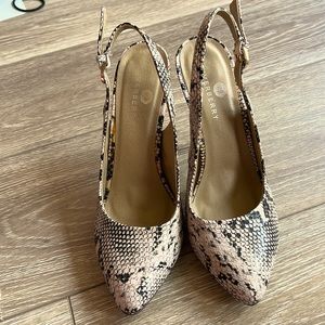 NEW, never been worn heels